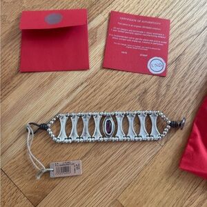 Uno de 50 bracelet with purple gem